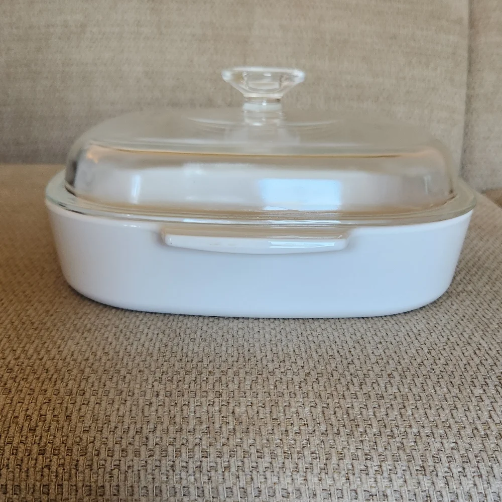 Vintage Corningware 2.5 L Spice of Life Large Casserole Dish and Trivet Mushroom